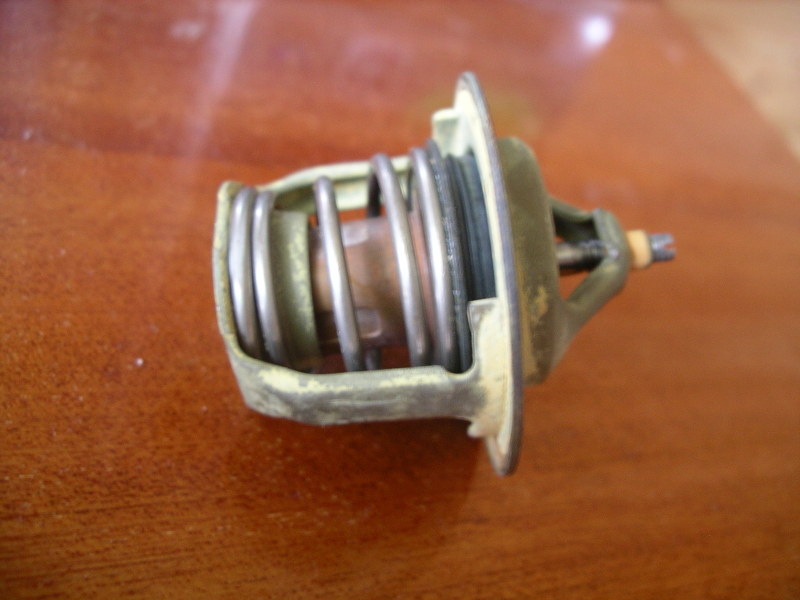 subaru-vivio-termostat-85C.jpg